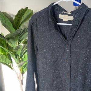 H&M button up casual button down shirt